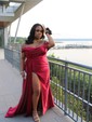 Sheath/Column Off-the-shoulder Satin Prom Dresses With Ruched