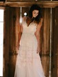 A-line V-neck Tulle Sweep Train Wedding Dresses With Appliques Lace