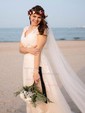 A-line V-neck Tulle Sweep Train Wedding Dresses With Appliques Lace