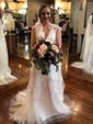 A-line V-neck Tulle Sweep Train Wedding Dresses With Appliques Lace