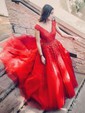 Ball Gown V-neck Tulle Prom Dresses With Appliques