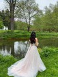 Ball Gown Scoop Neck Tulle Prom Dresses With Appliques