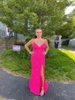 Sheath/Column V-neck Sparkly Sequin Prom Dresses
