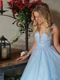 Ball Gown/Princess Floor-length V-neck Glitter Tulle Beading Prom Dresses