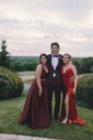 Sheath/Column V-neck Sparkly Sequin Prom Dresses With Appliques