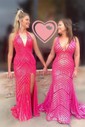 Trumpet/Mermaid V-neck Sequined Floor-length Prom Dresses