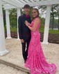 Trumpet/Mermaid V-neck Sequined Floor-length Prom Dresses