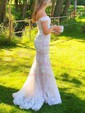 Trumpet/Mermaid Floor-length Off-the-shoulder Tulle Appliques Lace Prom Dresses