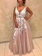 Ball Gown V-neck Backless Tulle Prom Dresses With Appliques