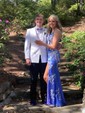 Sheath/Column V-neck Tulle Prom Dresses With Appliques