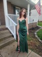 Black Sheath/Column V-neck Satin Prom Dresses With Ruched