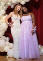 Ball Gown Scoop Neck Tulle Prom Dresses With Appliques
