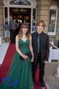 Ball Gown V-neck Tulle Prom Dresses With Appliques