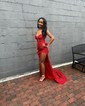 Sheath/Column V-neck Sparkly Sequin Prom Dresses With Appliques