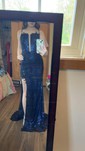 Sheath/Column V-neck Sparkly Sequin Prom Dresses With Appliques