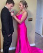 Mermaid V-neck Stretch Crepe Prom Dresses With Ruched