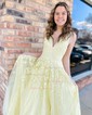 Ball Gown V-neck Tulle Prom Dresses With Appliques