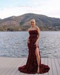 Sheath/Column Strapless Sparkly Velvet Sequin Prom Dresses