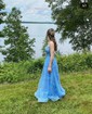 Ball Gown Scoop Neck Lace Prom Dresses With Appliques
