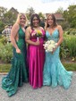Mermaid V-neck Sparkly Sequin Prom Dresses With Appliques