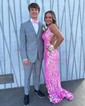 Sheath/Column V-neck Backless Sparkly Sequin Prom Dresses