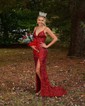 Sheath/Column V-neck Sparkly Velvet Sequin Prom Dresses With Fringe