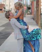 Sheath/Column V-neck Backless Sparkly Sequin Prom Dresses