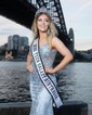 Mermaid V-neck Sparkly Sequin Prom Dresses With Appliques
