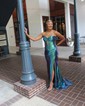 Sheath/Column Strapless Metallic Prom Dresses With Ruched